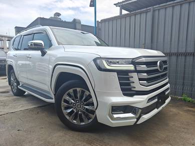 Toyota LANDCRUISER 3.5 ZX 5A Full Spec Unreg