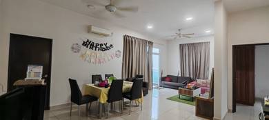 M Condominium , Larkin , Corner Lot , 3 Bedroom , High Floor