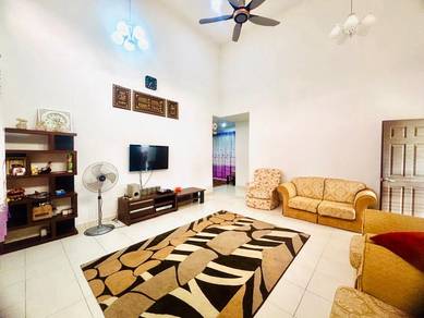 Fully Furnished Banglo Setingkat Taman Krubong Perdana , Melaka