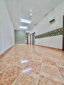 Facing Open Single Storey Jalan Suasana Bandar Tun Hussein Onn Cheras