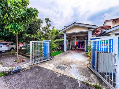 CORNER LOT 1.5 Storey Jalan Suakasih Bandar Tun Hussein Onn Cheras