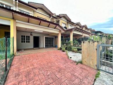 FACING OPEN Double Storey Jalan Suakasih Bandar Tun Hussein Onn Cheras