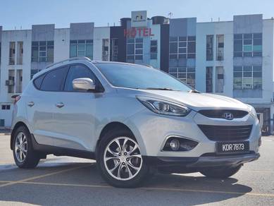 Hyundai TUCSON 2.0 PREMIUM *