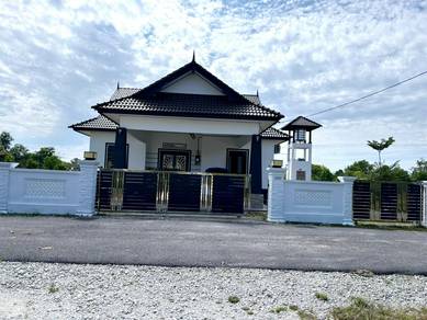 Rumah banglo di Rhu10 Penarik Setiu Terengganu