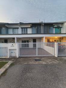FACING OPEN  2 Storey The Palm Hillpark, Puncak Alam (Kitchen Cabinet)