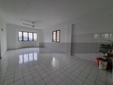 Corner Lot/Basic/High Floor/Unblocked view/Refurbished Whole Unit