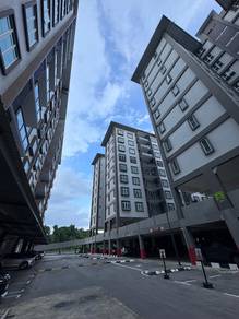 McKenzie Avenue Apartment Jln Stapok Big Size Corner Unit For Sale