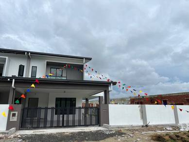 Extra Large New Double Storey Terrace House at Matang
