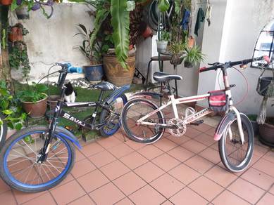 2 Units Childrens bicycle for 1 price