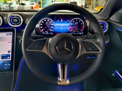 Mercedes Benz C200 1.5 AVANTGARDE MY22 W206
