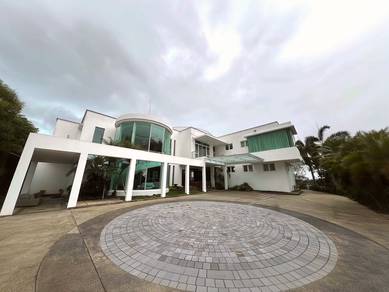 Hill Top Luxury & Large Land with Bungalow For Sale - Kuching