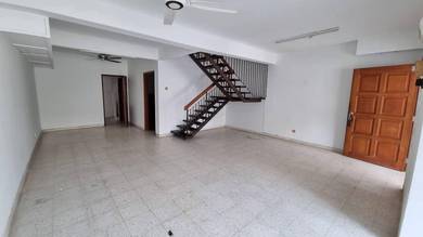 Below Market Near MRT 2 Storey Terrace @ Serdang Raya Seri Kembangan