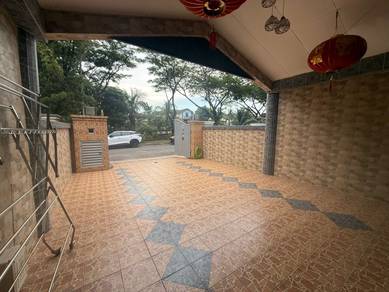 Jalan Sierra Perdana@ masai