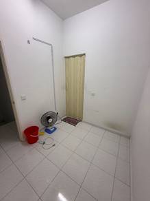 Bilik sewa laman setia gelang patah