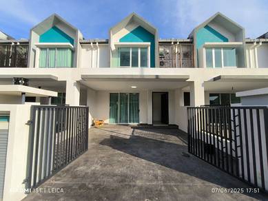 GUARDED SERENIA ARIYA Double Storey, Kota Warisan Bandar Sepang