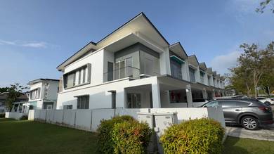 Brand New 2-Storey End Lot Terrace@Parkfield, Tropicana Heights Kajang