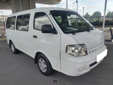 Kia Pregio 2.7 (M) Window Van
