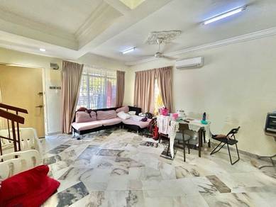 BELOW MARKET Double Storey Semi-D Cluster Taman Putra Perdana, Puchong