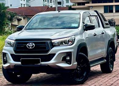 Toyota HILUX 2.8 BLACK EDITION (A)