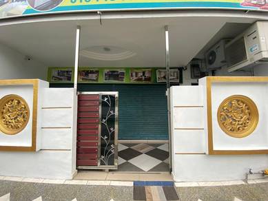 Seri plentong shoplot G floor for rent