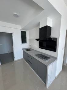Partail furnished, Kitchen Cabinet, 2 car parks