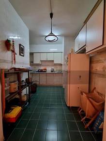 Golf View/Renovated/Partly Furnish/Mid Floor/Well Kept Good Condition