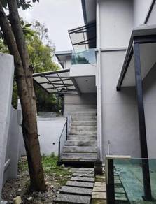 Semi-D house at Taman Tan Yew LaiLA: 4000sf BU: 2500sf 4Rooms 4 bath
