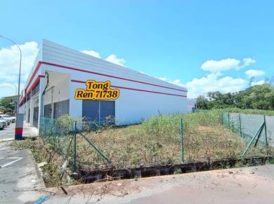 Single Storey Warehouse /Light Industry Corner Lot