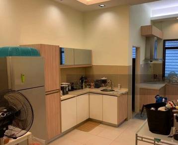 Double storey Puchong bandar puteri 11 2 sty house Build up 2400sqft