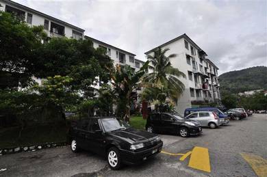 Walk distance to Selayang Hospital, peace and comfortable ownstay