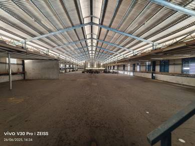(1.5 acres/Facing Main Road/Negotiable) Batu Caves Detached Factory