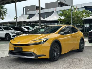 UNREG 2023 TOYOTA PRIUS 2.0 G HYBRID YELLOW l