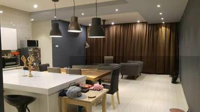 1610sf Corner/High Floor/Forest View/Full Furnish/Renovated Best Deal
