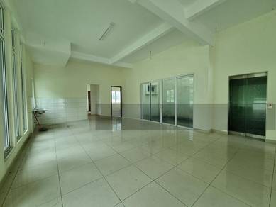 3 Storeys Semi-D with Private Lift, Big Garden, Corner Lot Brand New