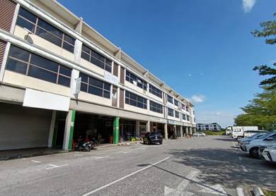 3-Storey Intermediate Shop at The Hub @Matang for sale