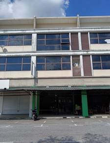 3-Storey Intermediate Shop at The Hub @Matang for sale