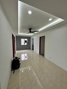 Pangsapuri Cempaka, Bandar Bukit Puchong 2,,fully reno, bumi lot