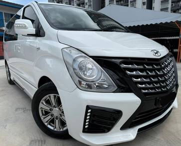 Hyundai GRAND STAREX 2.5 ROYALE (A) PREMIUM