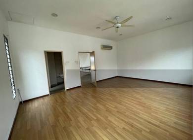 3 Storeys Mutiara Bukit Jalil Fire sale 22x75 Freehold 6R6B