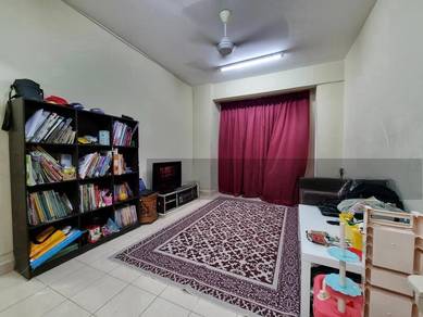 Renovated/2 car parks Tandem/Semi Furnish/Well Kept/Non Bumi Best Deal