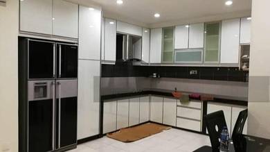 Mid Floor/Pool View/Full Furnish/Renovated/within Living Conveniences