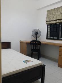 Forest Green Condo Partly Furnished Walking Distance To Utar