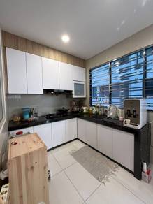 Kulai Indahpura Crystal 3 Storey Terrace Full Renovated Good Cond