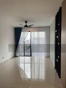 1173sf, Strategic Loc Walk Distance to Lrt, Next to Commercial Hotspot