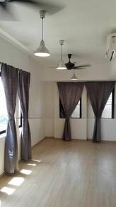 Surrounded with Living Conveniences, Walk distance to Nsk & Giant mall