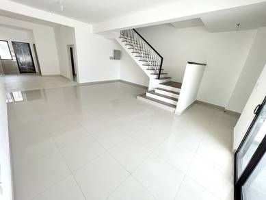 2-storey-Terraced-House-for-sale-Bandar-Bukit-Raja-Selangor-2