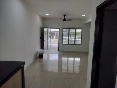 Irama Perdana Puncak Alam LBS Rumah 2 tingkat near Sg Buloh
