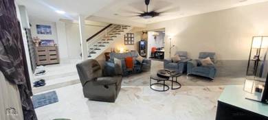Bandar Sunway @pjs7 22x75 Tip top condition Extended 4 rooms +  3 bath