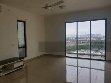 About this property  Bumi Lot/Pool View/Semi Furnish/Repainted Unit/Be