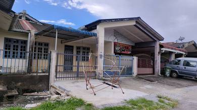 Single storey house at Taman desa wira 